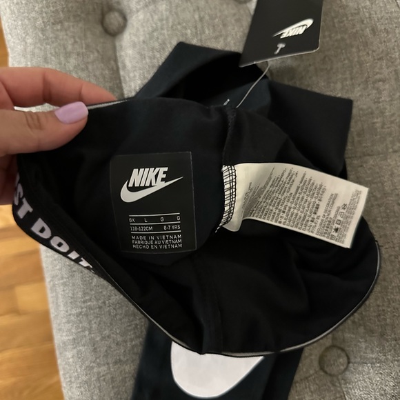 Nike GIRLS LEG A SEE LEGGINGS! - Picture 6 of 6